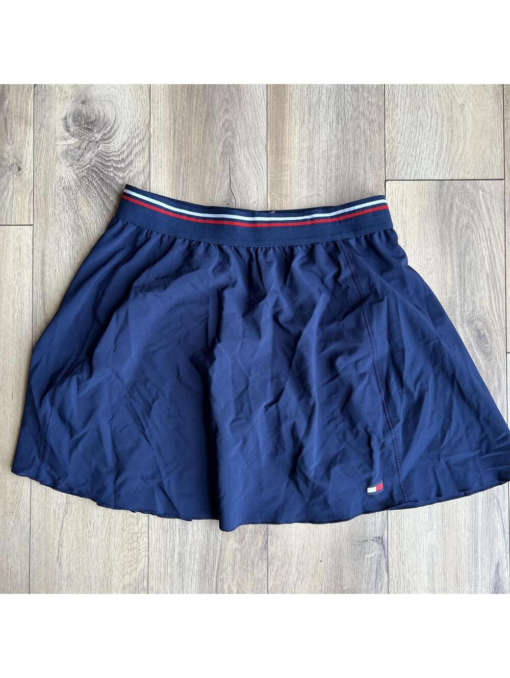Tommy Hilfiger Sport navy tennis skort size M